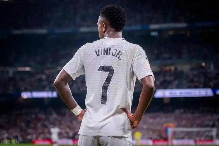 过无球跑动 过无球跑动