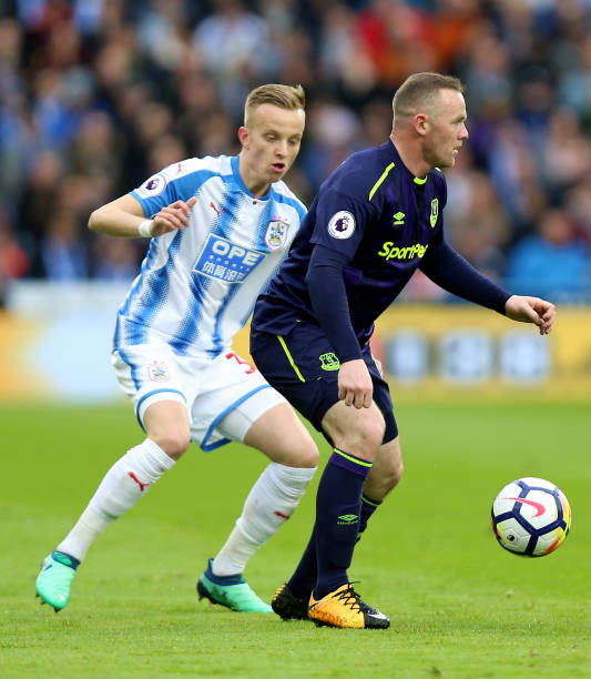 他在国际和 他在国际和