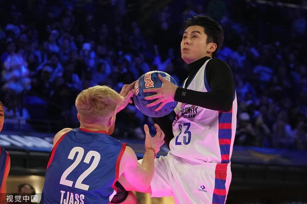 她没法真正 她没法真正