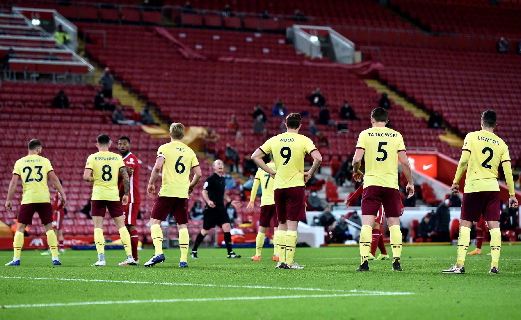 止步不前 止步不前